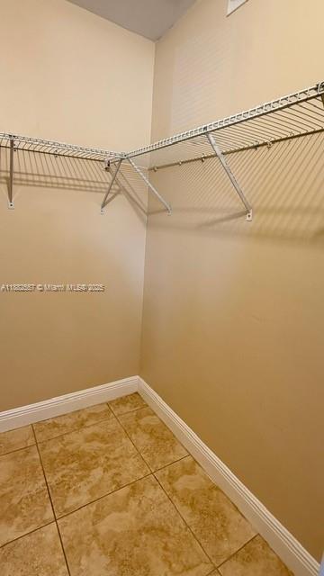 PALMS OF PEMBROKE CONDO - Residential Lease