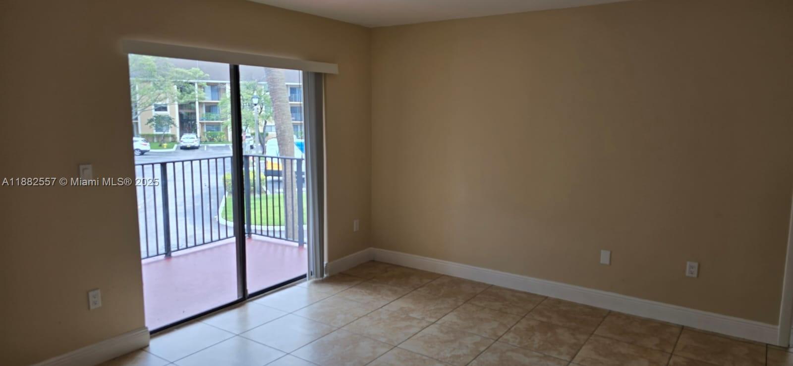 PALMS OF PEMBROKE CONDO - Residential Lease