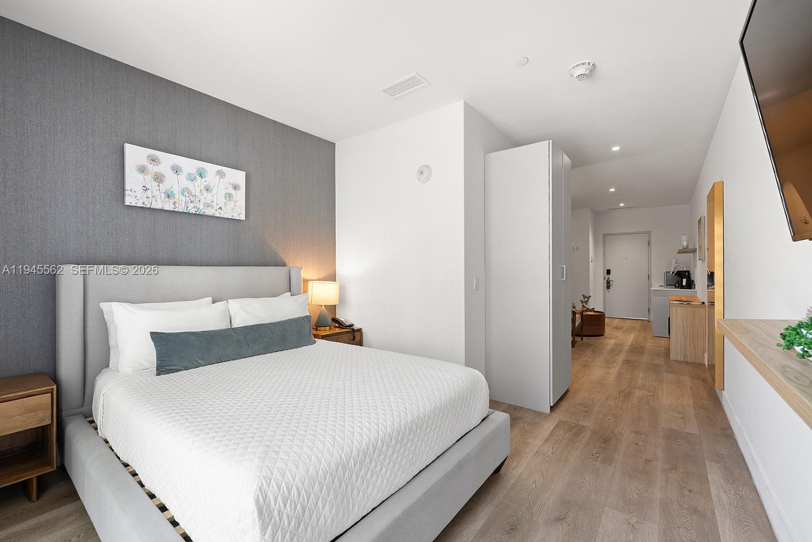 SMART BRICKELL - Residential