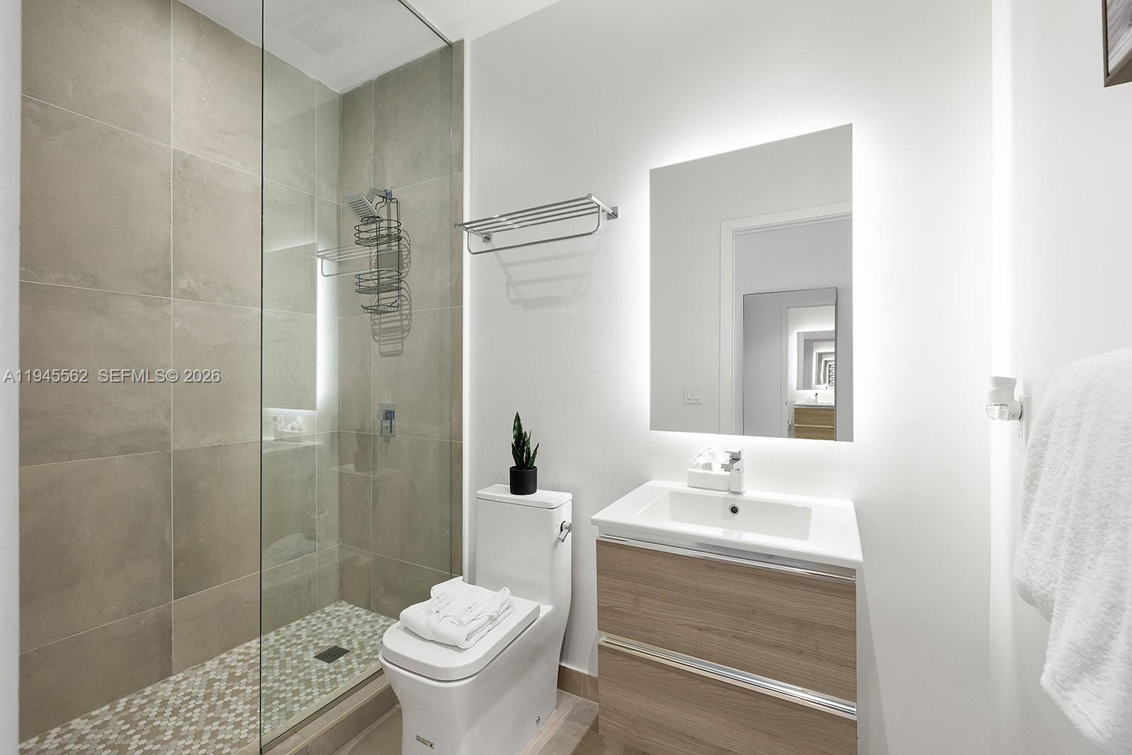 SMART BRICKELL - Residential