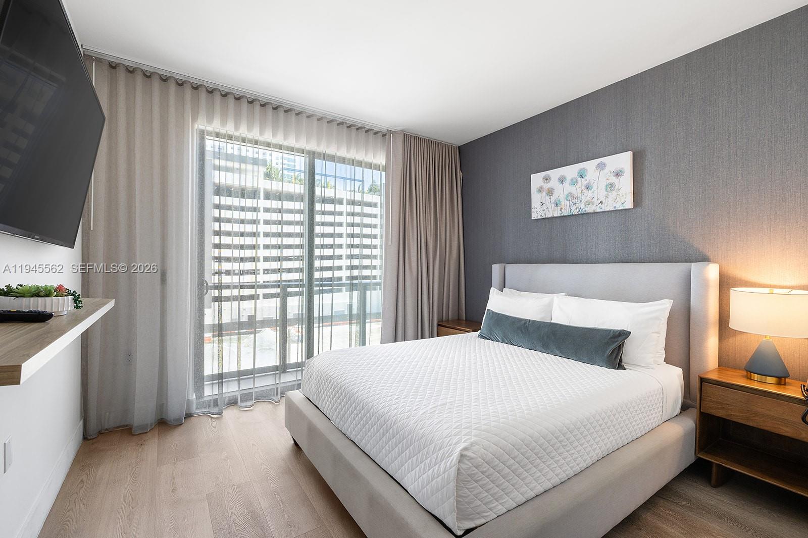 SMART BRICKELL - Residential