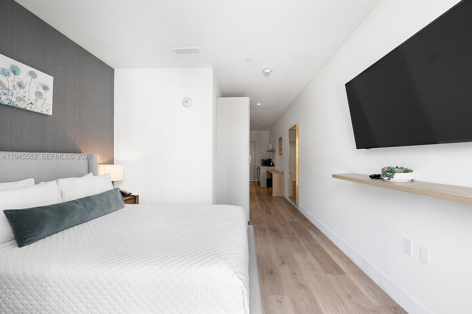 SMART BRICKELL - Residential