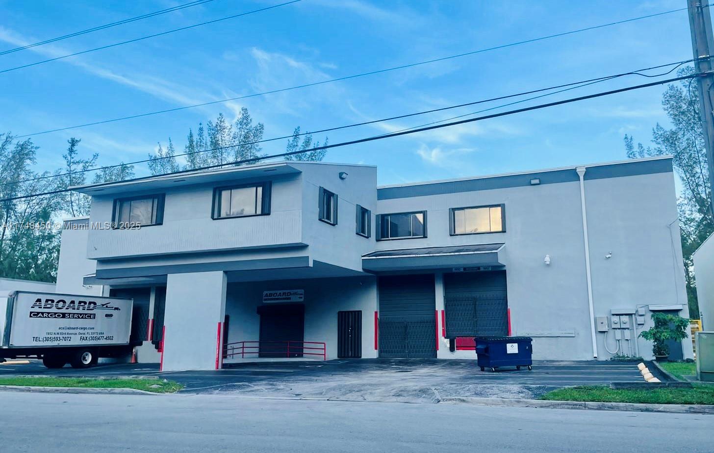 Great Opportunity to lease or purchase a Warehouse/office Free Standing Building in the Heart of Doral. +/- 13,082 Sf Total Warehouse / Office +/- 4,474 Sf Office +/- 8,610 Sf Warehouse 24' Clear Ceiling 3 Truck Positions With Dock Levelers 1 Ramp 18 Parking Spaces Easy Access & Great Location!!!