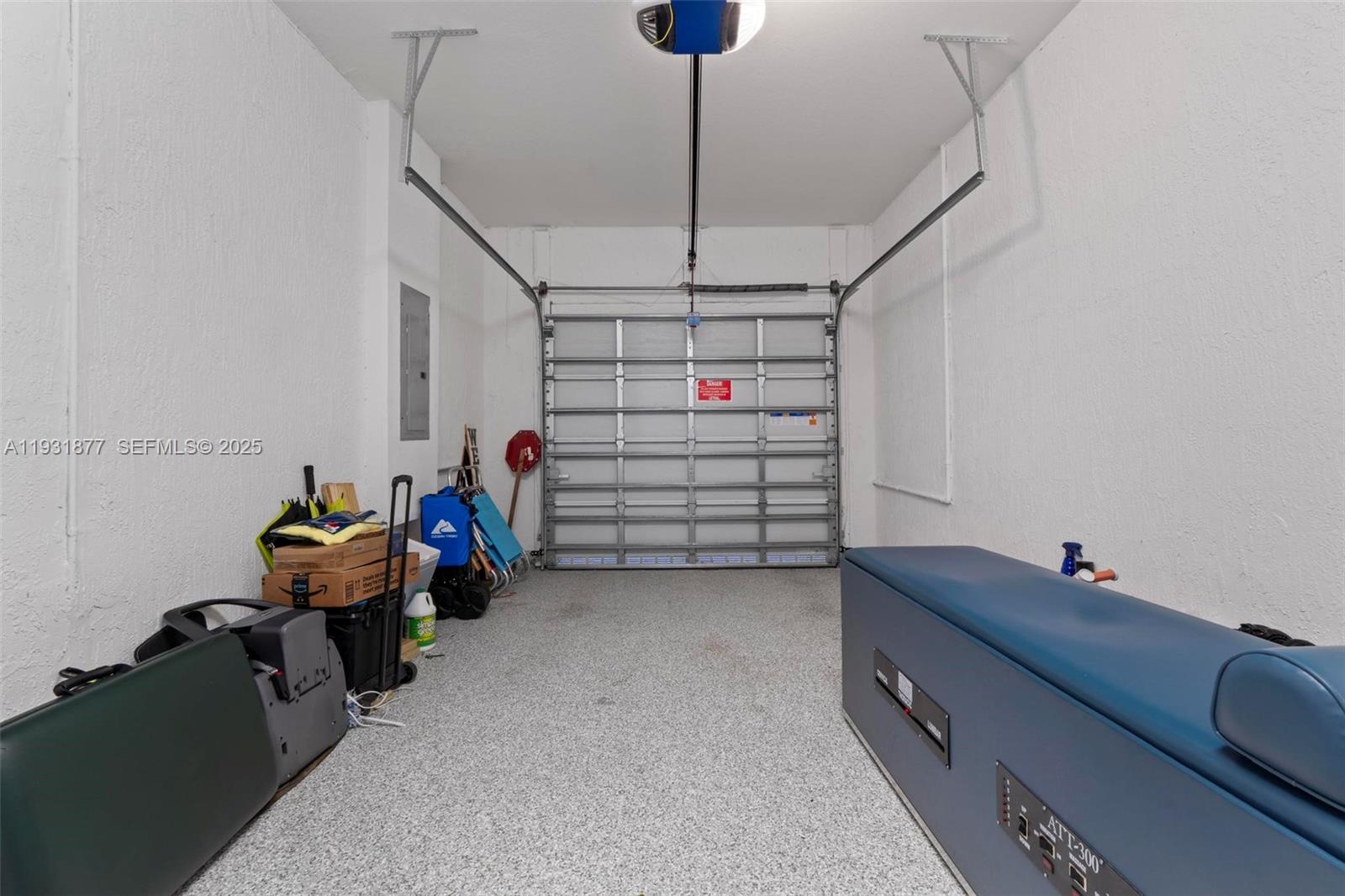 VIA VENTURA NEIGHBORHOOD - Residential Lease