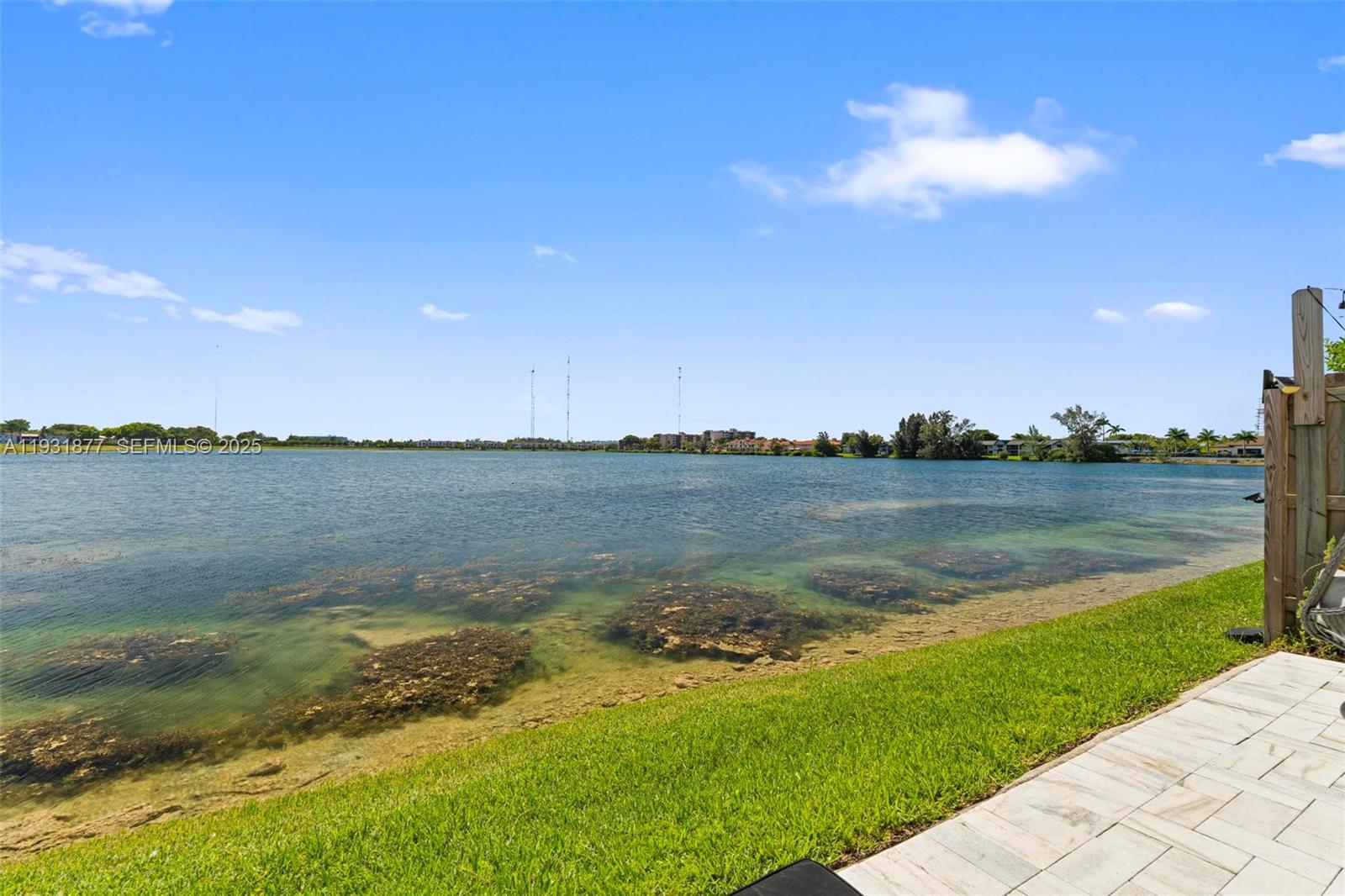 VIA VENTURA NEIGHBORHOOD - Residential Lease