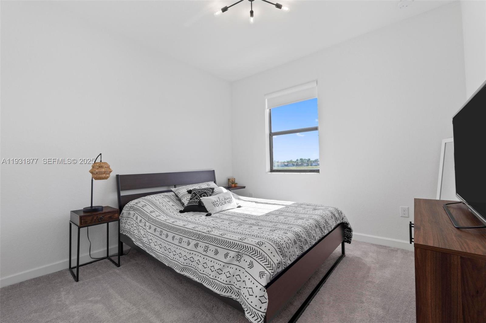 VIA VENTURA NEIGHBORHOOD - Residential Lease