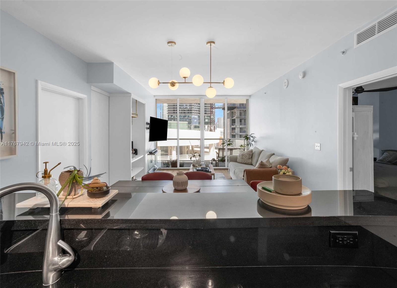 VIZCAYNE SOUTH CONDO - Residential Lease