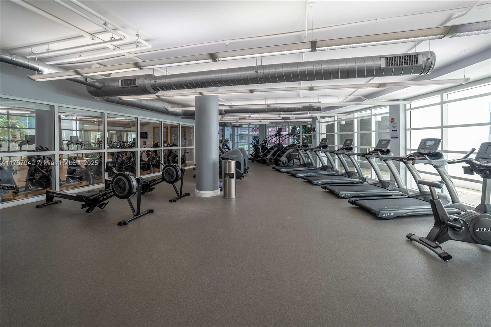 VIZCAYNE SOUTH CONDO - Residential Lease