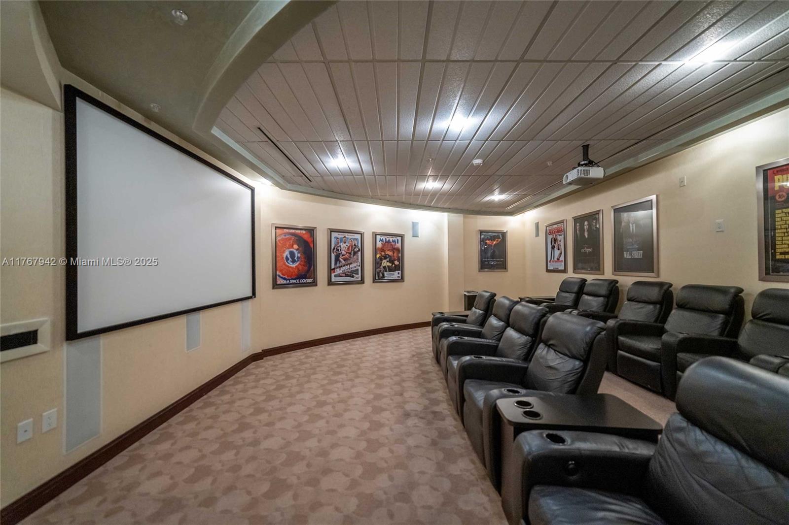 VIZCAYNE SOUTH CONDO - Residential Lease
