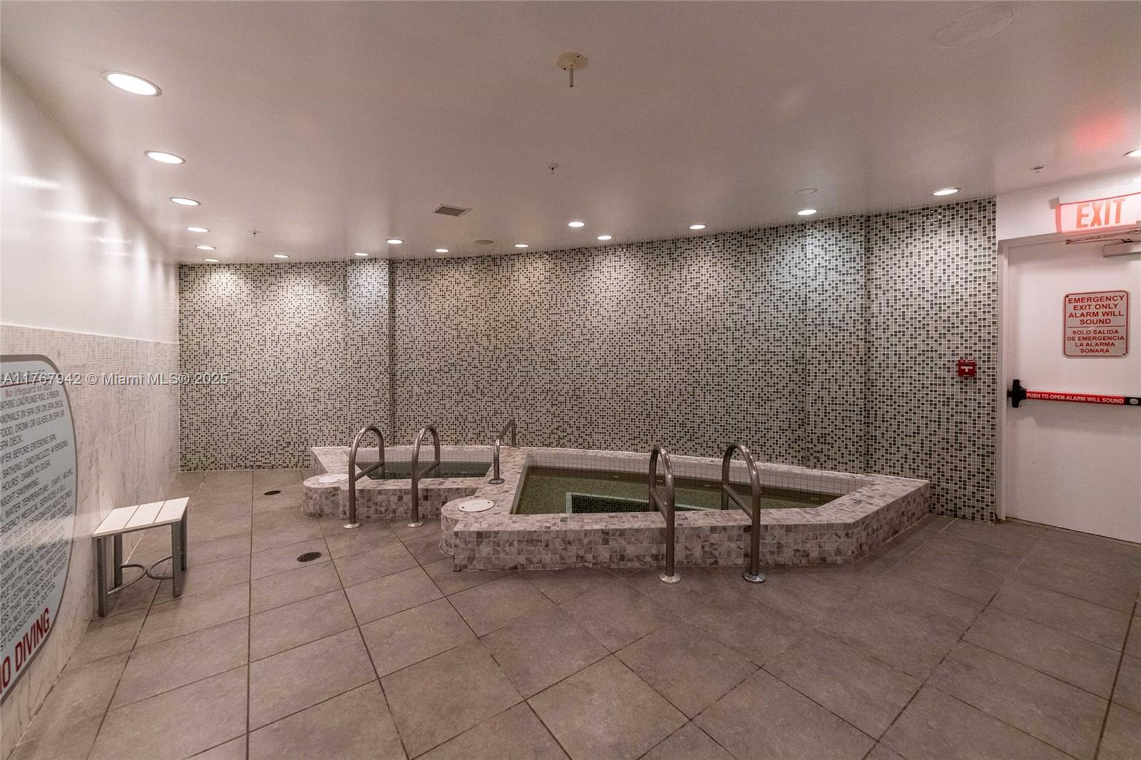 VIZCAYNE SOUTH CONDO - Residential Lease