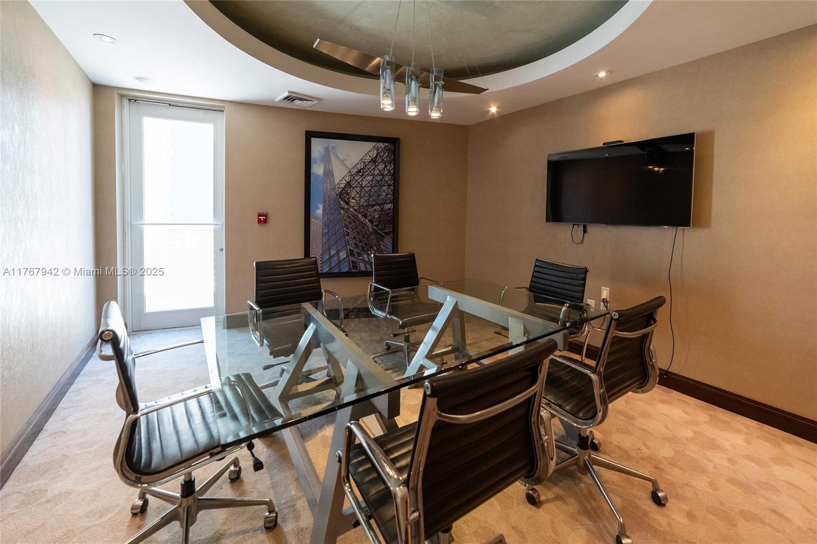 VIZCAYNE SOUTH CONDO - Residential Lease