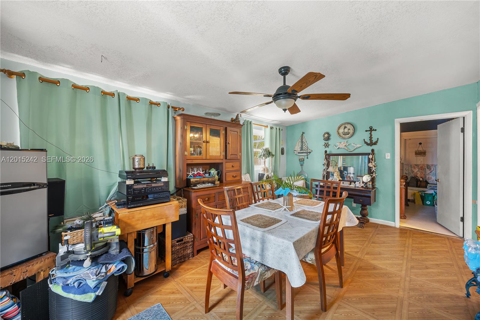 PALM BEACH CABANA COLONY - Residential