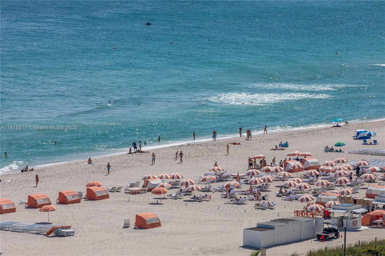 1 HOTEL - Residential Lease