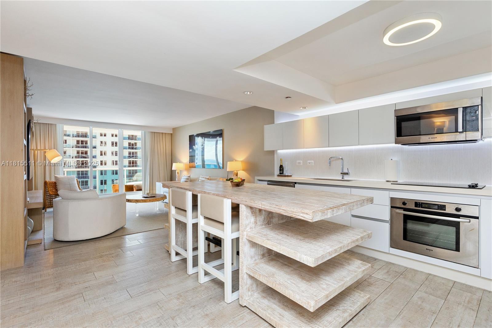 1 HOTEL - Residential Lease