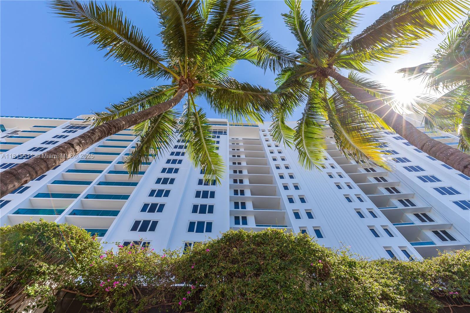 1 HOTEL - Residential Lease