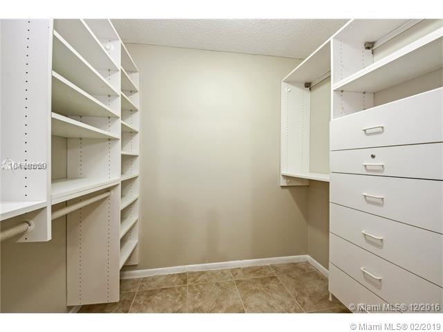 AZURE LAKE CONDO - Residential