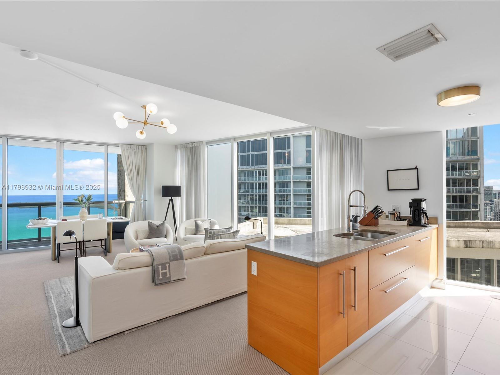 475 Brickell Ave 5507