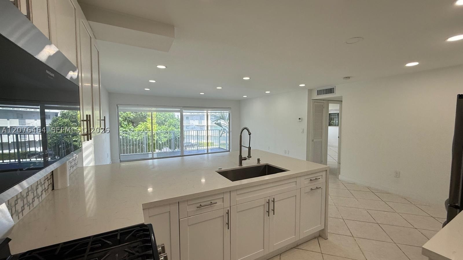 7701 SW 88th St B330