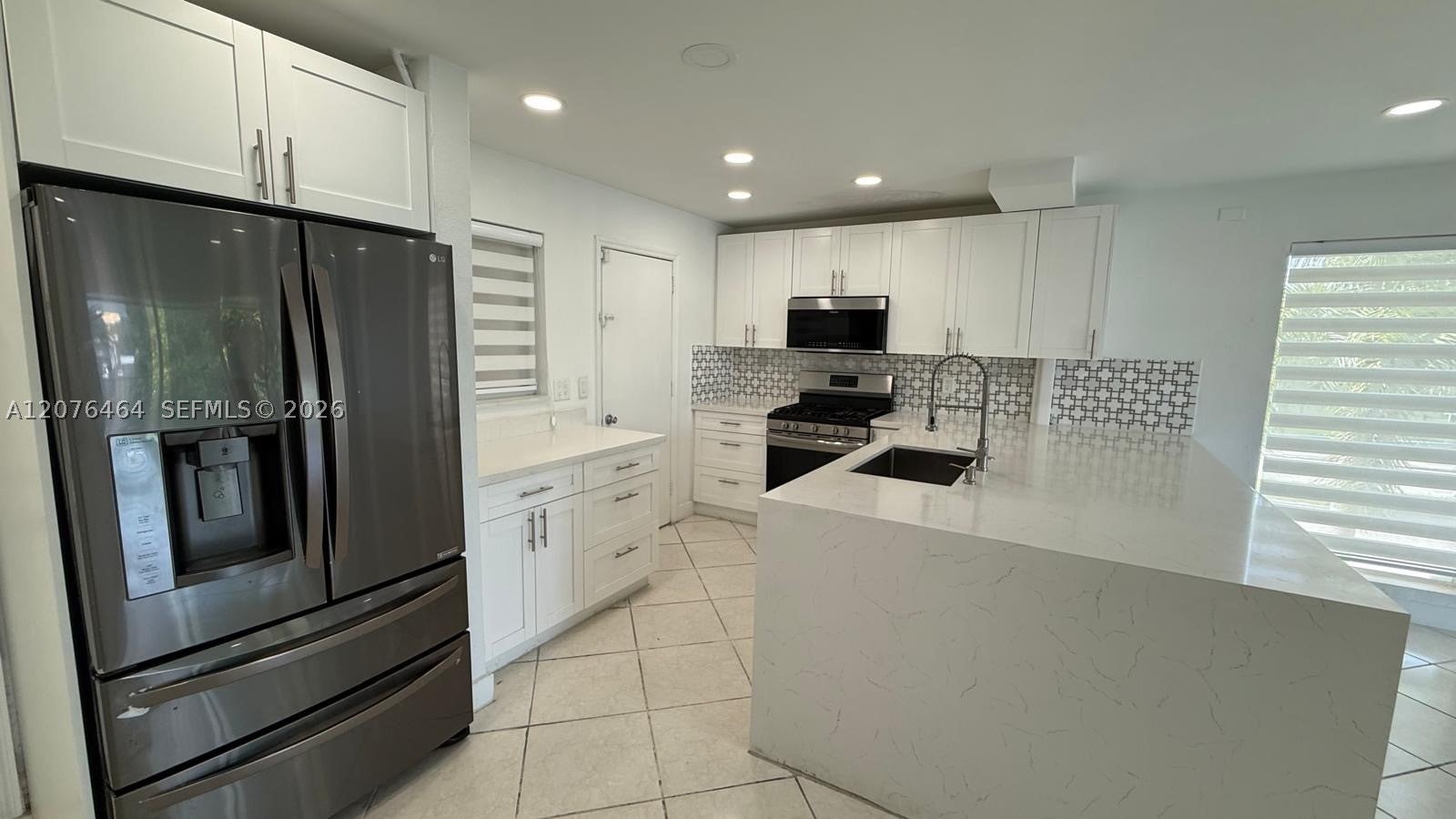 7701 SW 88th St B330
