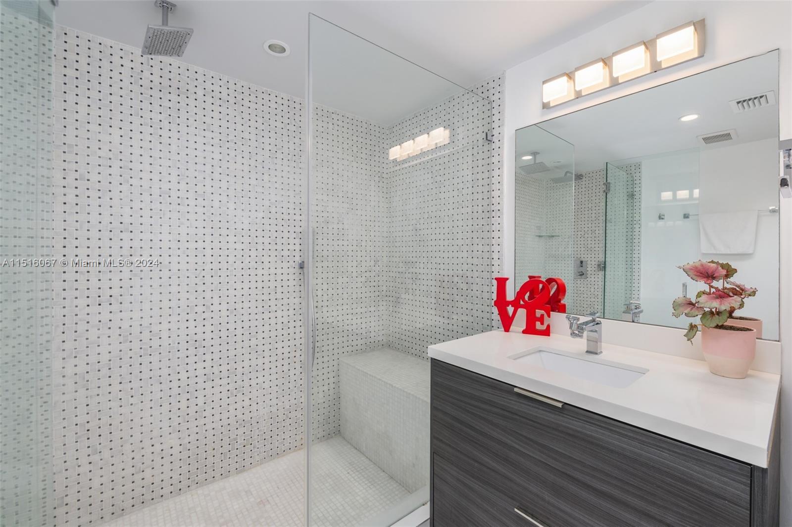 DI LIDO ISLAND - Residential