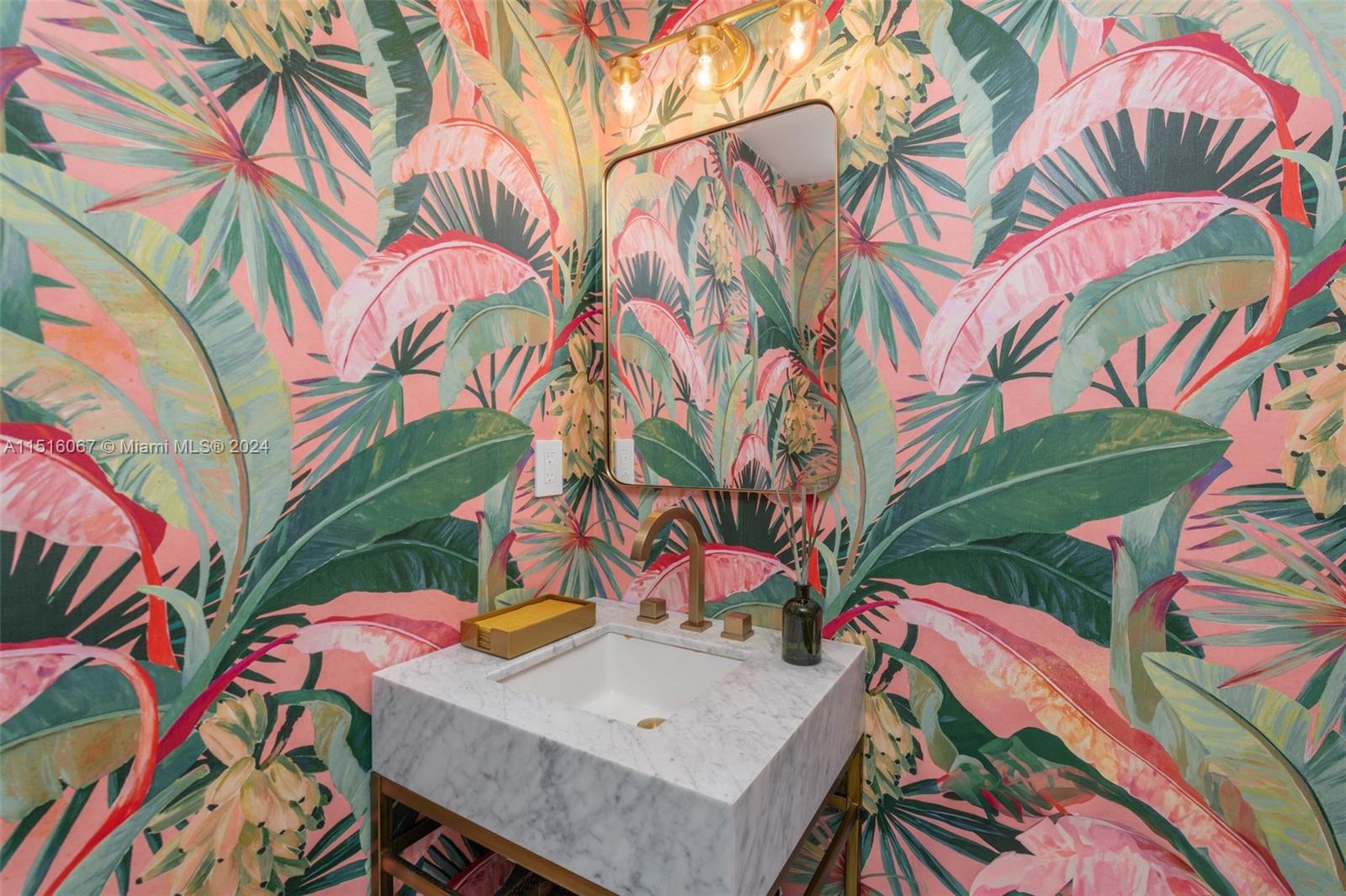 DI LIDO ISLAND - Residential