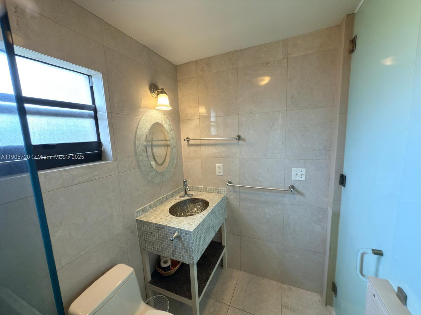 SUNRISE GOLF VLG SEC 24 - Residential Lease