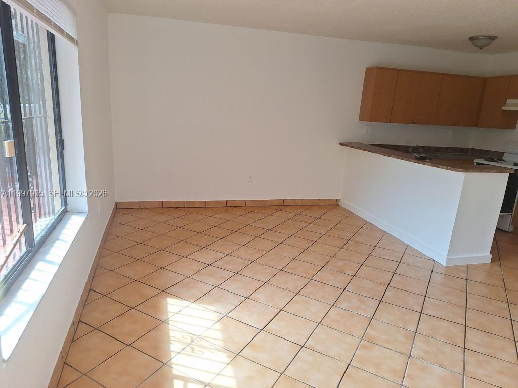 EASTSIDE MANOR CONDO - Residential Lease