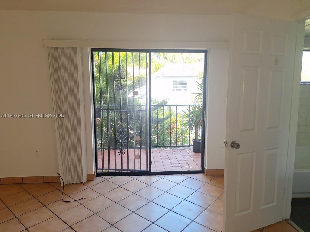 EASTSIDE MANOR CONDO - Residential Lease