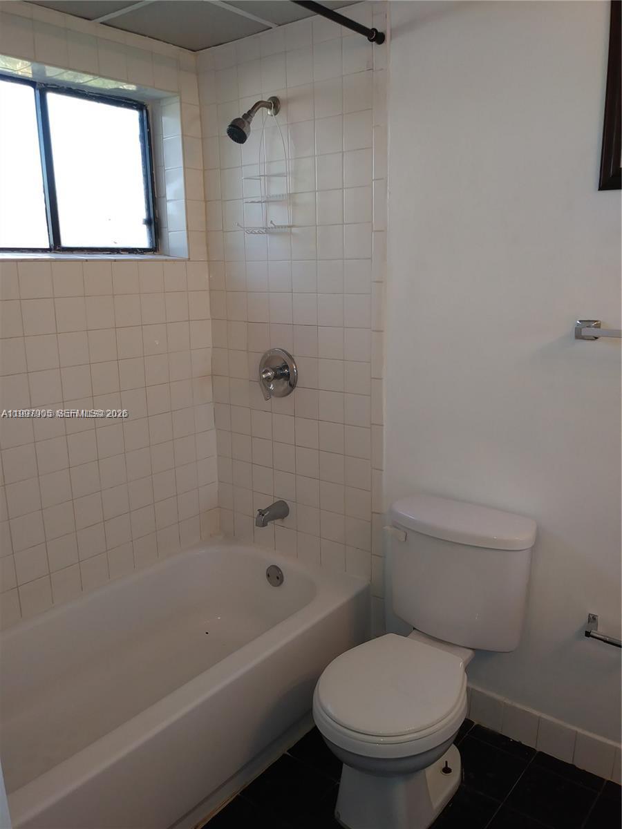 EASTSIDE MANOR CONDO - Residential Lease