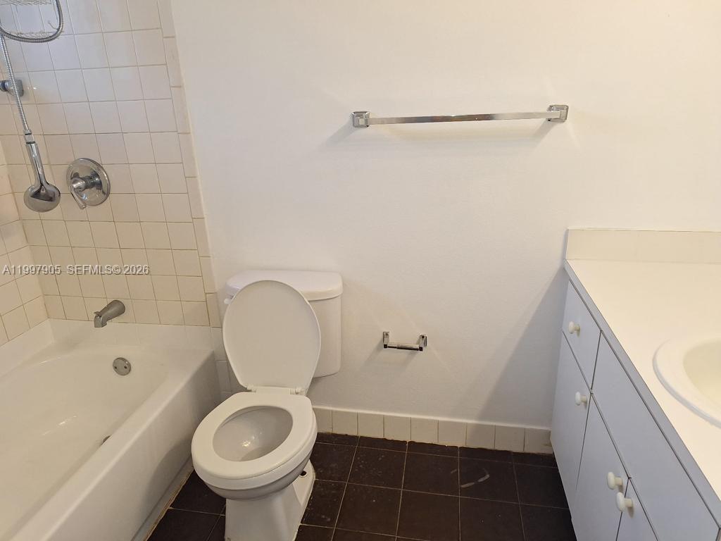 EASTSIDE MANOR CONDO - Residential Lease