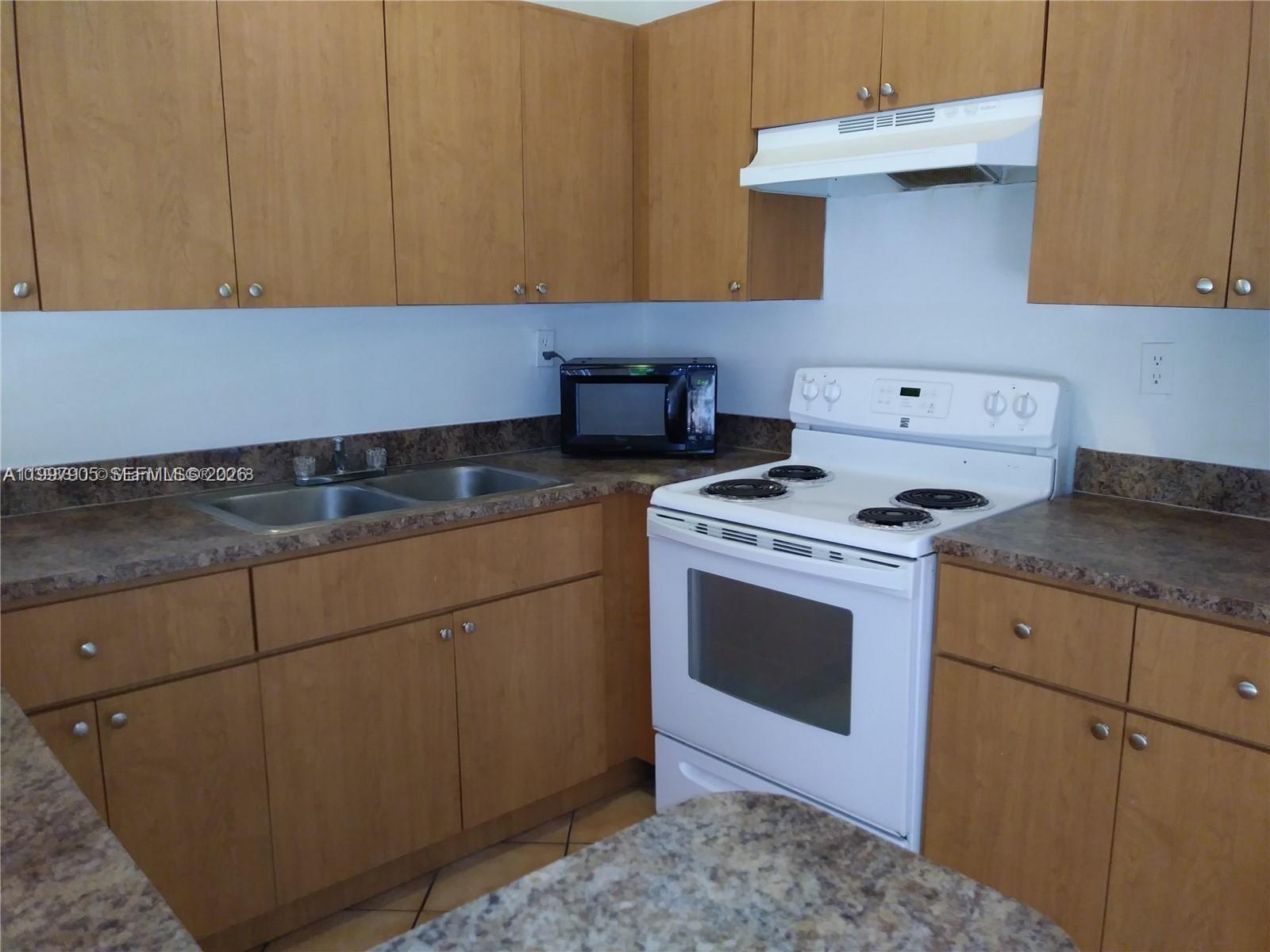 EASTSIDE MANOR CONDO - Residential Lease