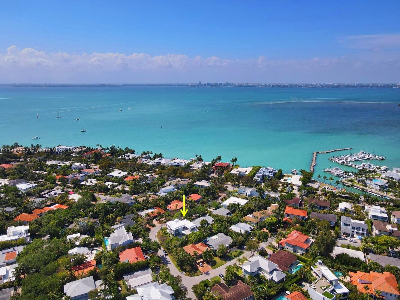 TROPICAL ISLE HOMES SUB 4 - Residential