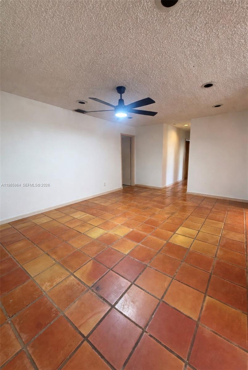 MIAMI LAKES SEC 7 - Residential