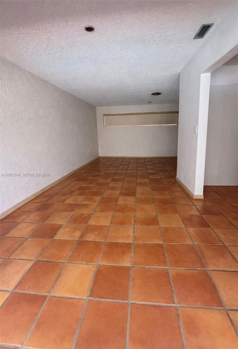 MIAMI LAKES SEC 7 - Residential