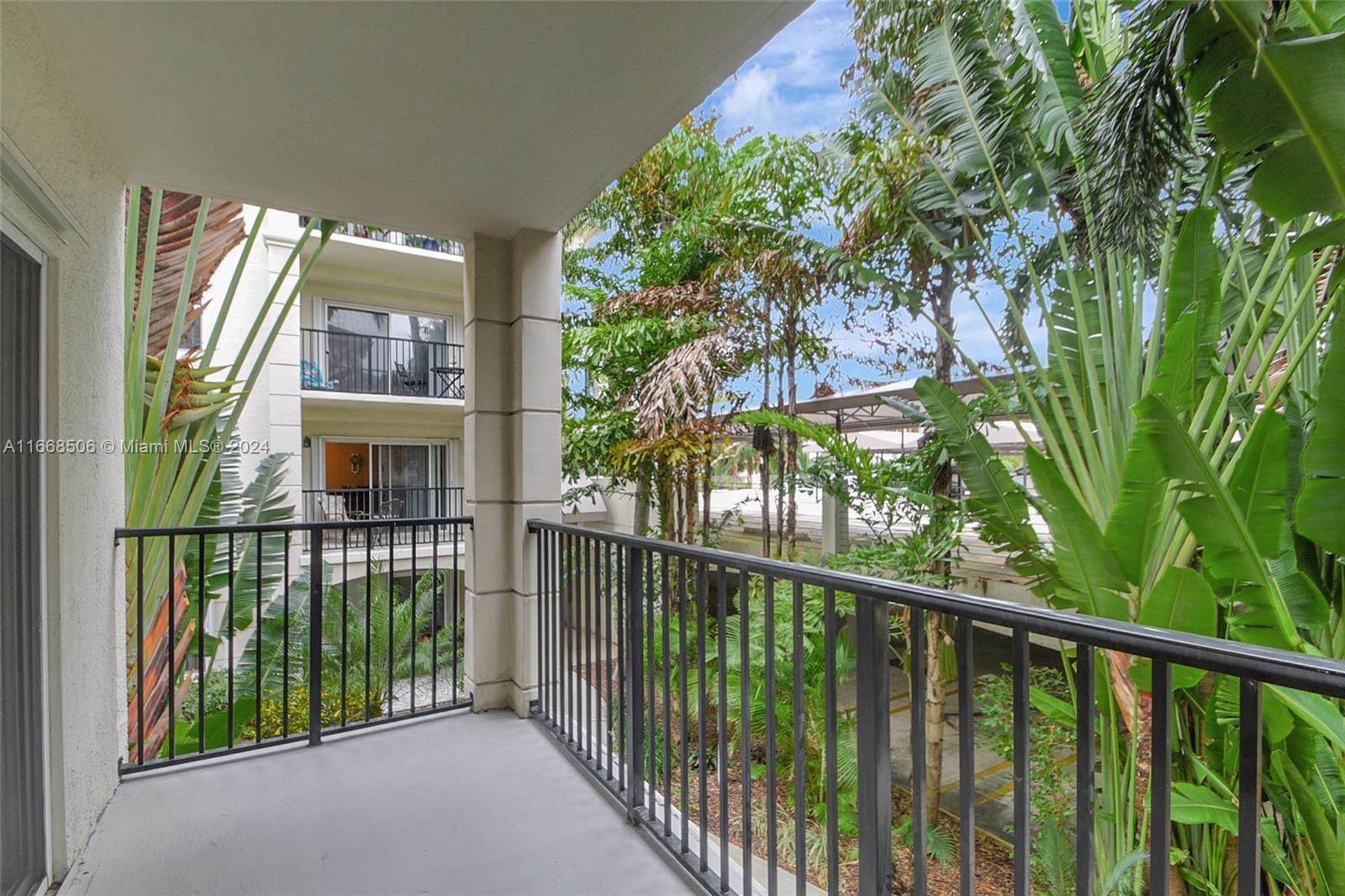 TUSCANY ON THE INTRACOAST - Residential
