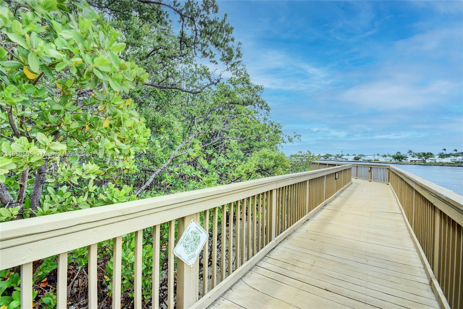 TUSCANY ON THE INTRACOAST - Residential
