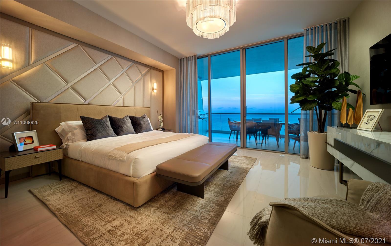 Turnberry Ocean Club - Residential
