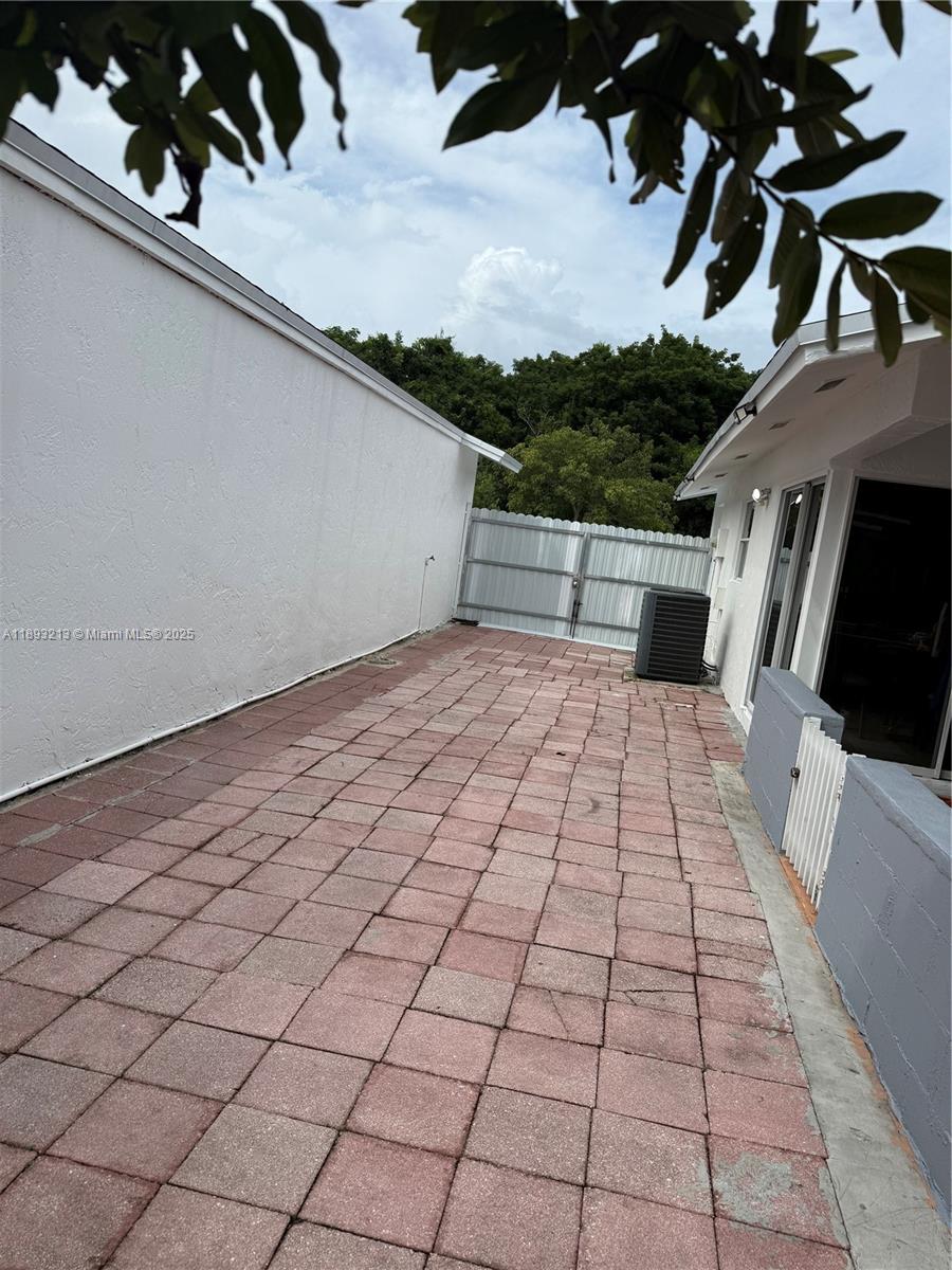 STRAWBERRY FIELD SUB - Residential