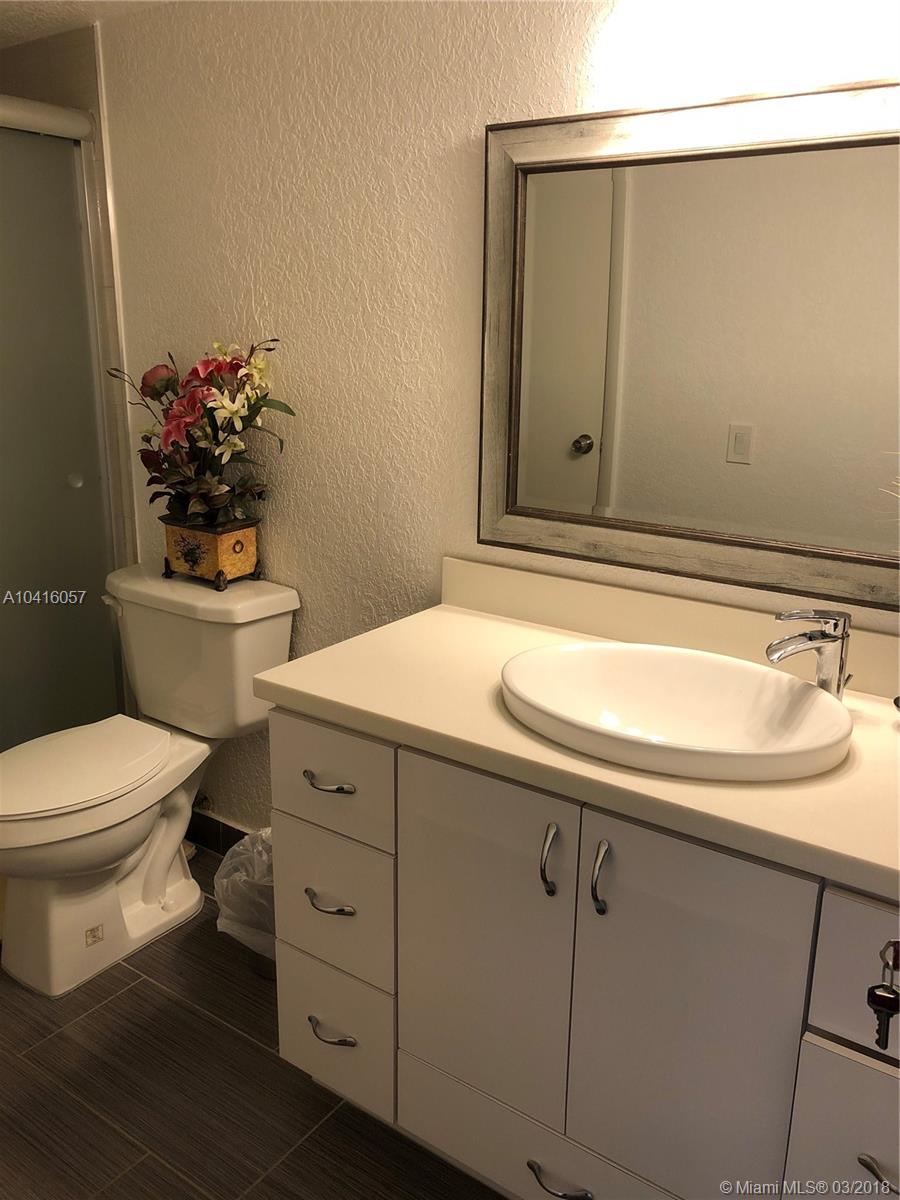 FOURTH GULFSTREAM GARDENS - Residential Lease