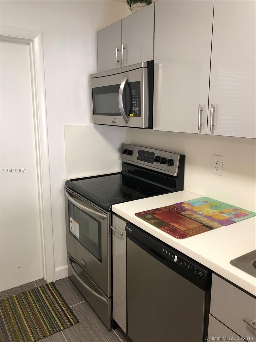 FOURTH GULFSTREAM GARDENS - Residential Lease