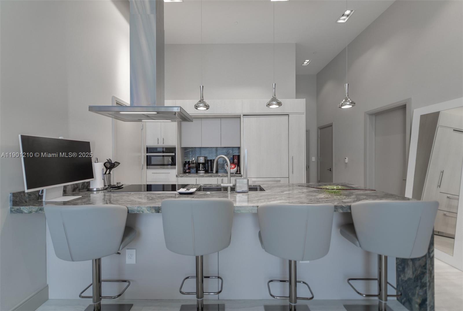 ICON BRICKELL NO TWO - Residential