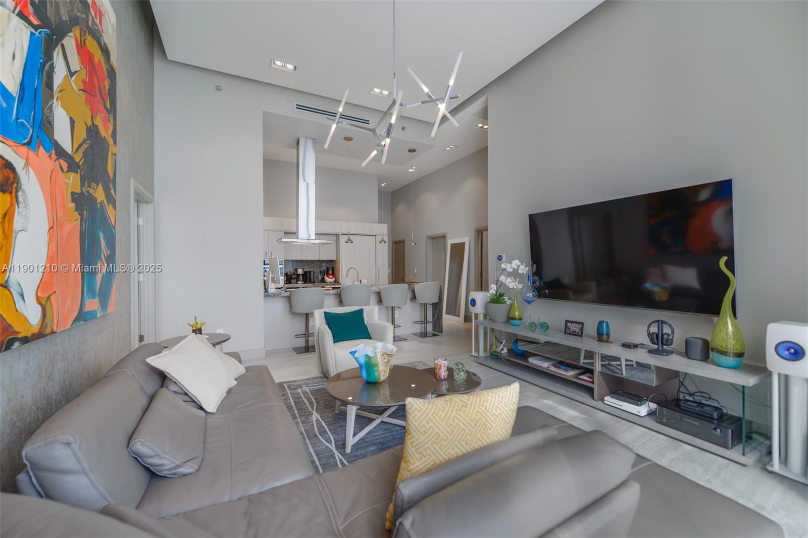 ICON BRICKELL NO TWO - Residential
