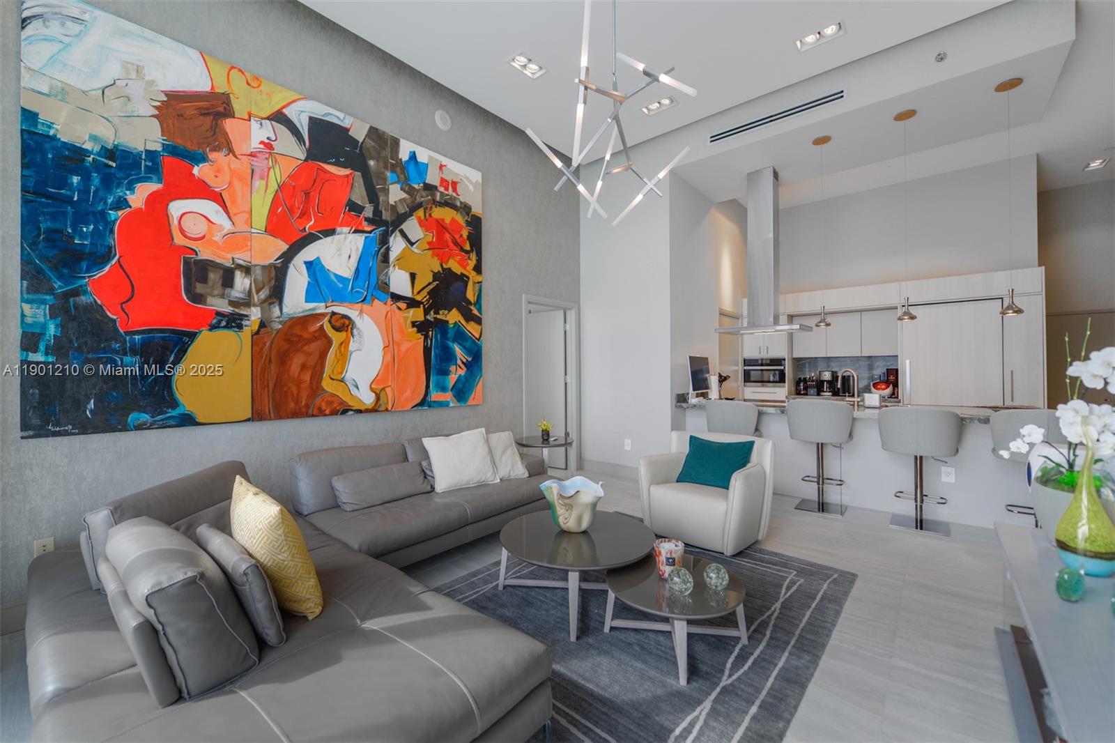 ICON BRICKELL NO TWO - Residential