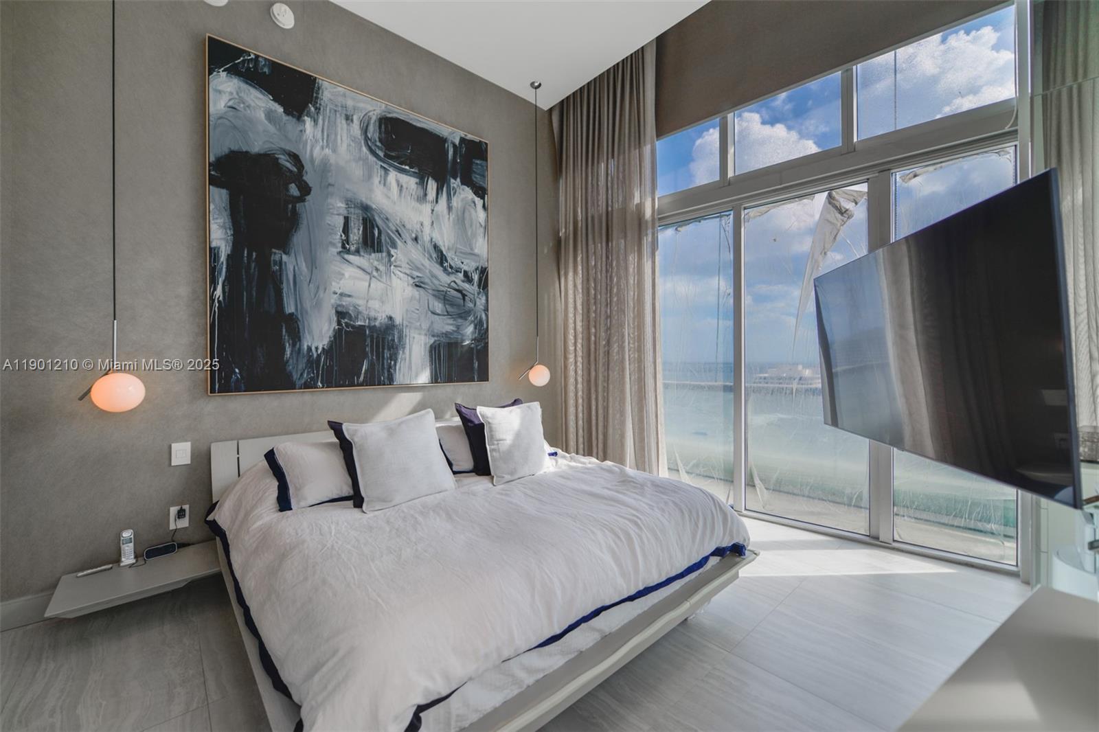 ICON BRICKELL NO TWO - Residential