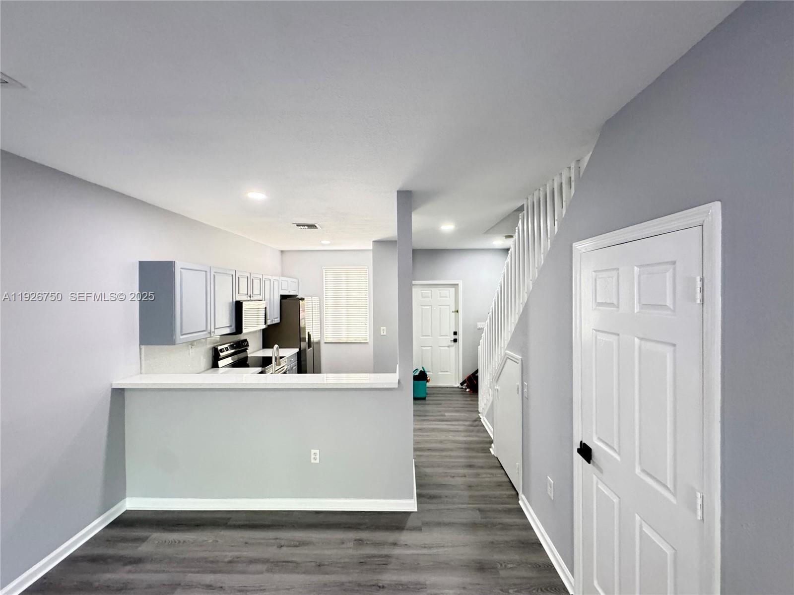 SOLABELLA CONDO - Residential