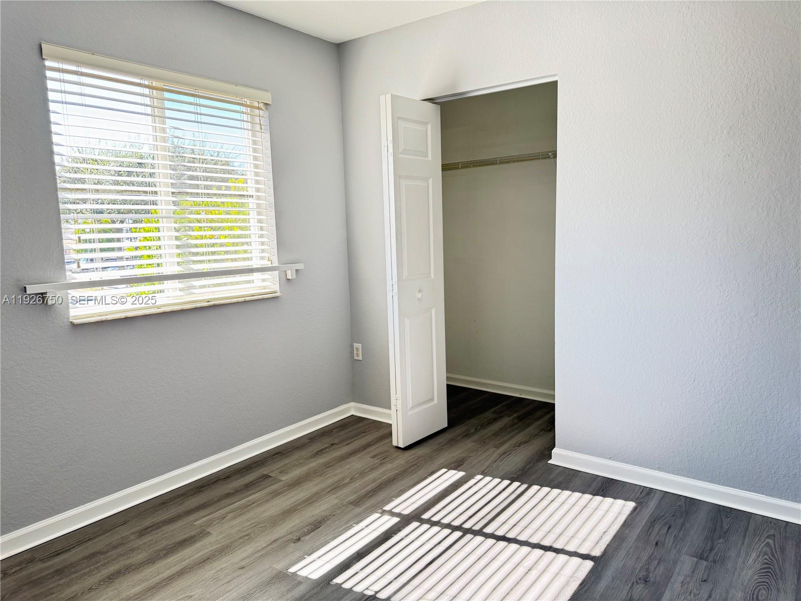 SOLABELLA CONDO - Residential