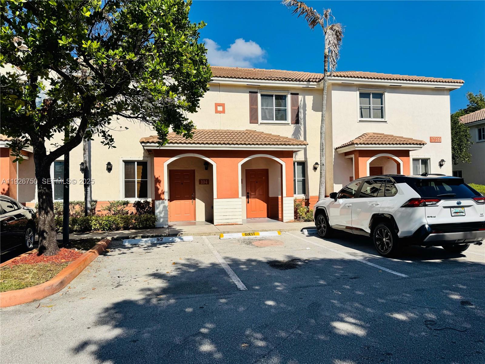 SOLABELLA CONDO - Residential