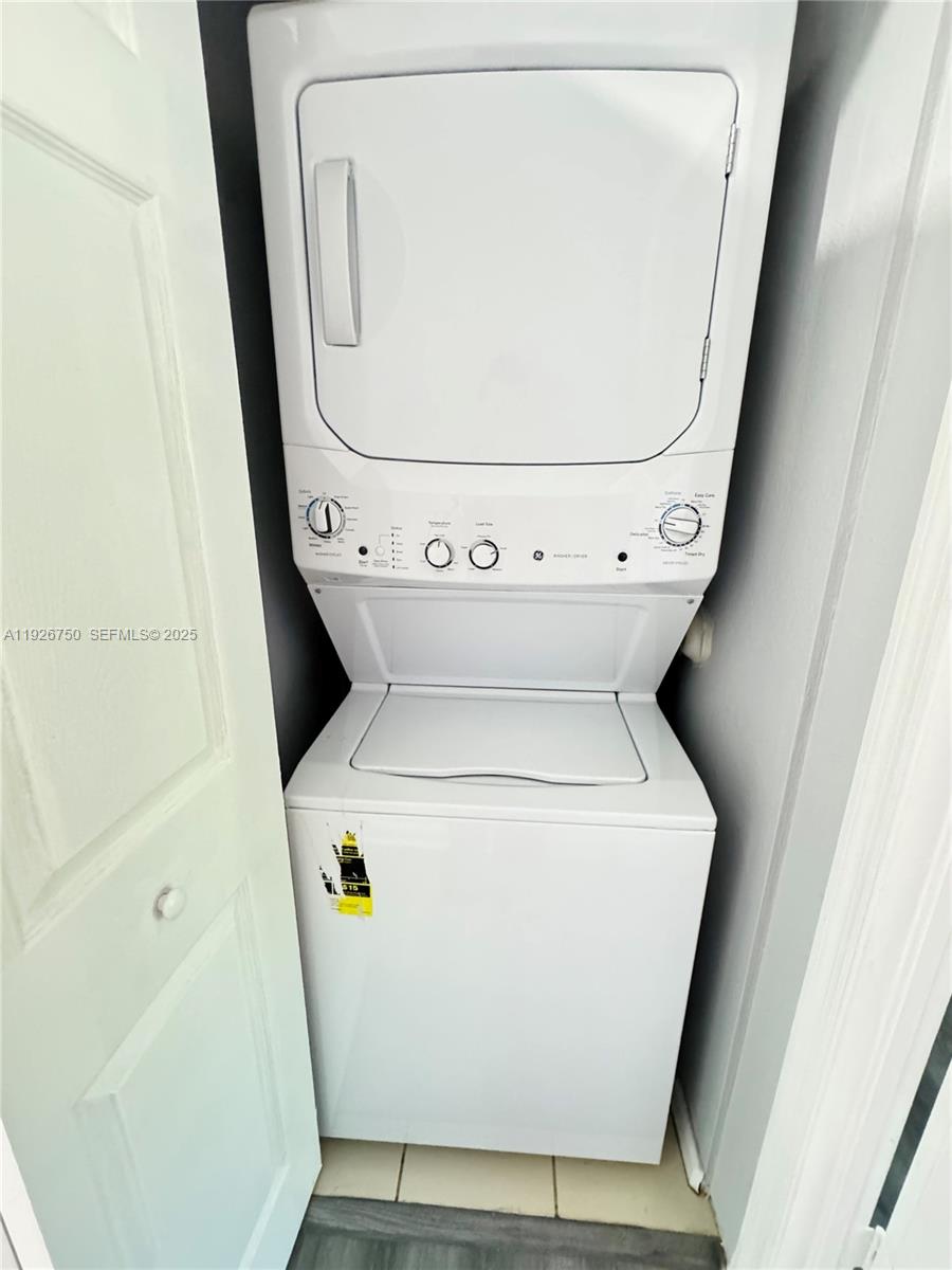 SOLABELLA CONDO - Residential