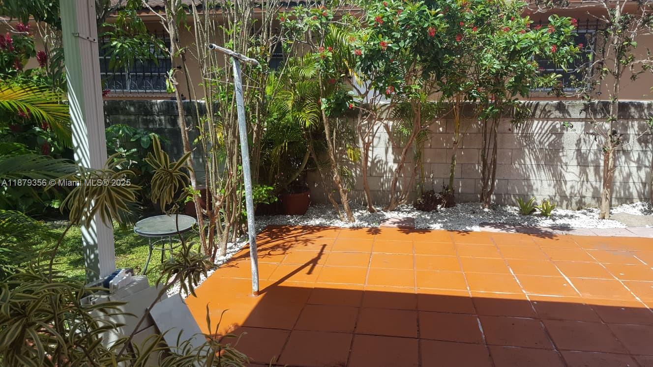 CAROLINA HEIGHTS 2ND SEC - Residential Income