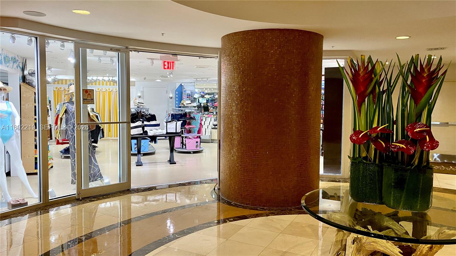 TRUMP INTERNATIONAL SONES - Residential